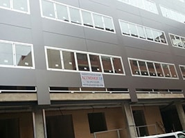 Edificio - Montaje de ventanas: Empresa instaladora Aluminios JP