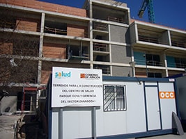 Montaje de aluminio del centro de Salud Parque Goya